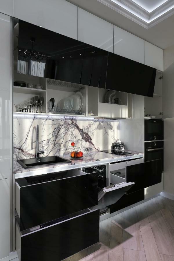 Black&White Apartment In Smart Plaza Kyiv Exterior photo